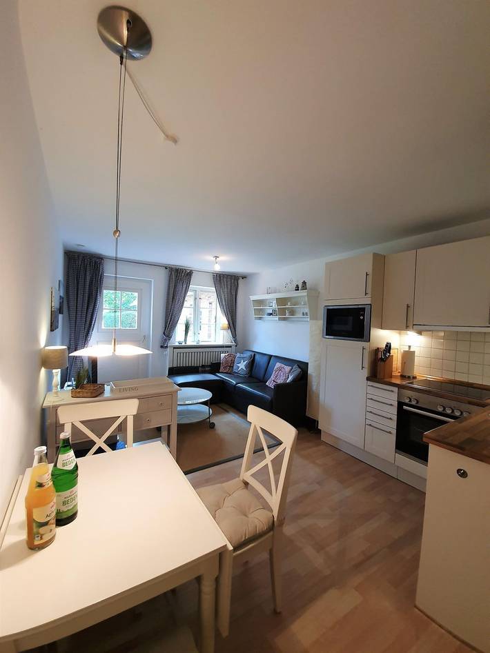 Ferienwohnung für 4 Personen, mit Terrasse und Garten sowie Sauna in Alkersum - 2