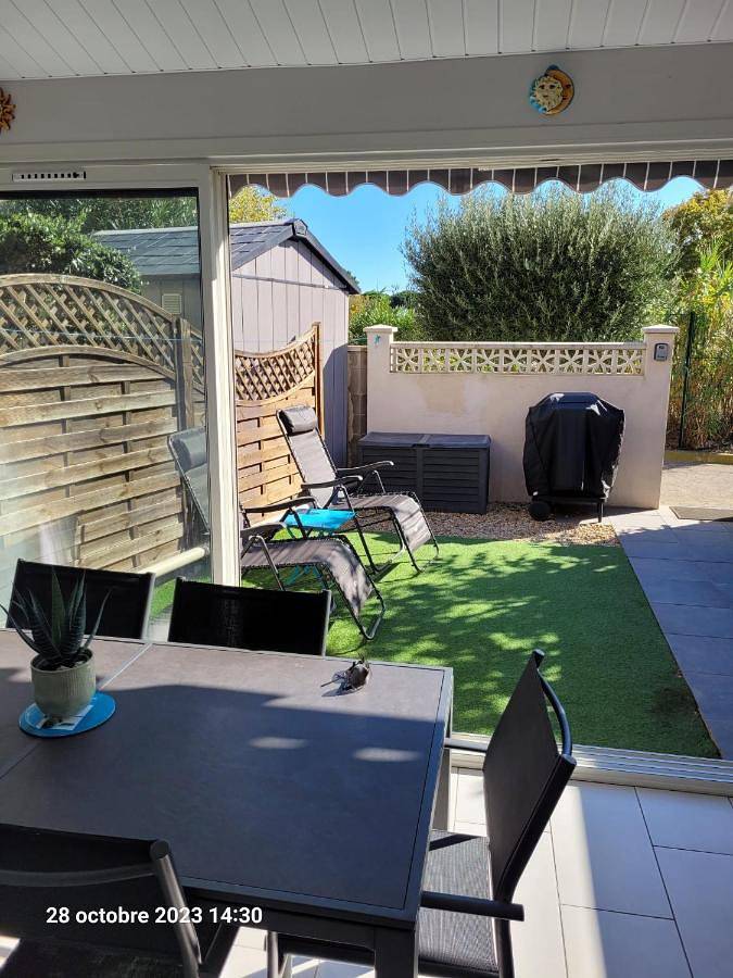 Villa tout confort dans résidence privée avec piscine à 500m de la plage - Climatisation, Wifi, parking in Portiragnes Plage, Portiragnes