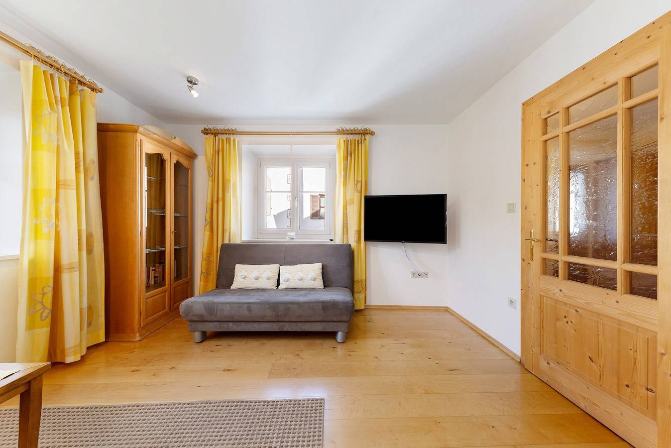 Entire apartment, Apartment 'Kreutnerbinderhof' with Mountain View, Private Terrace and Wi-Fi in Oberkreuth, Terlan