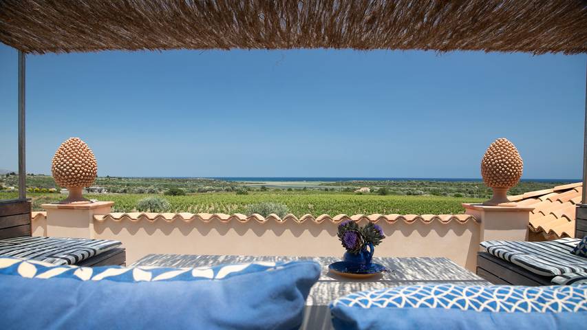 Villa Passo degli Aironi 12, Emma Villas in Roveto, Noto e dintorni