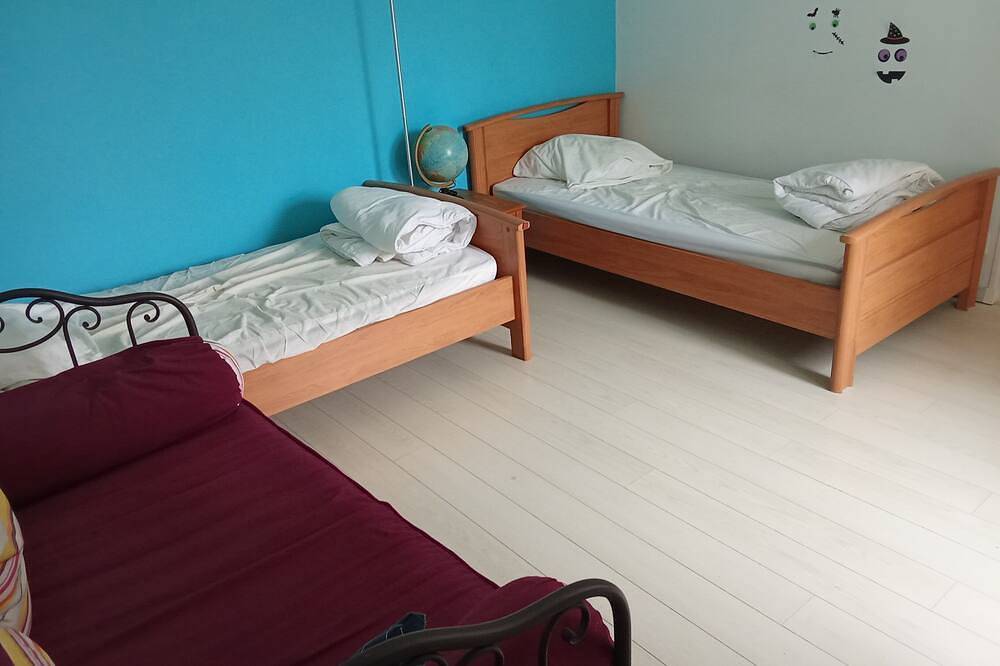 Vendée farmhouse near beach and town center in L'Aiguillon-sur-Mer, Fontenay-le-Comte