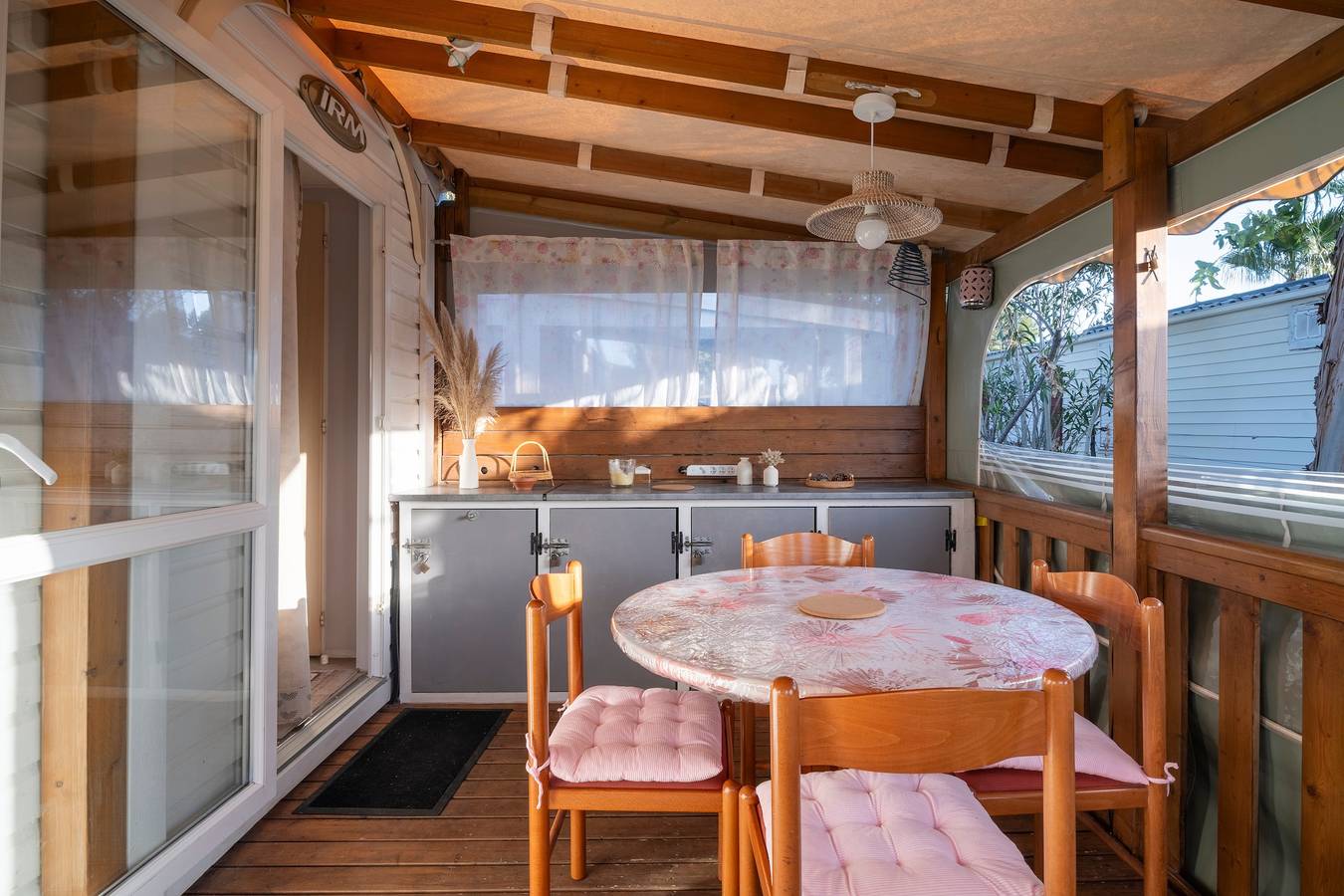 Mobile Home 'Chez Hervé' avec terrasse privée et climatisation in Hyeres, Parc national de Port-Cros