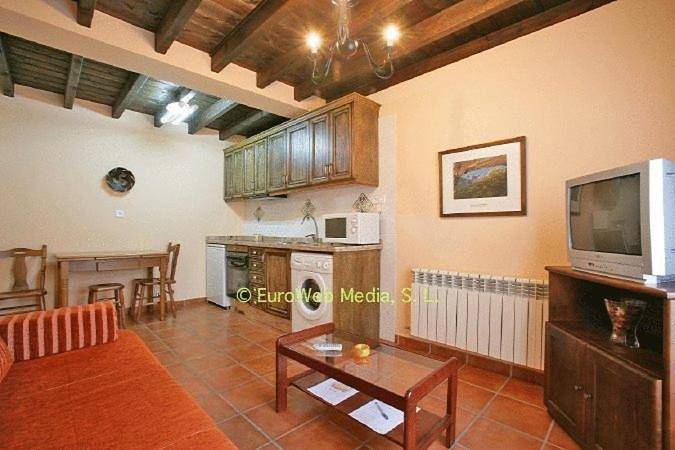 Apartamento entero, One-Bedroom Apartment in Poo de Cabrales, Cabrales