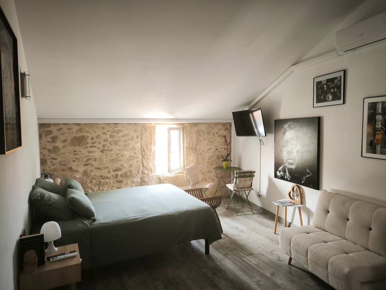 Zimmer 'Serge et Jane' mit privatem Pool, Wlan und Klimaanlage in Lespignan, Côte d'Améthyste