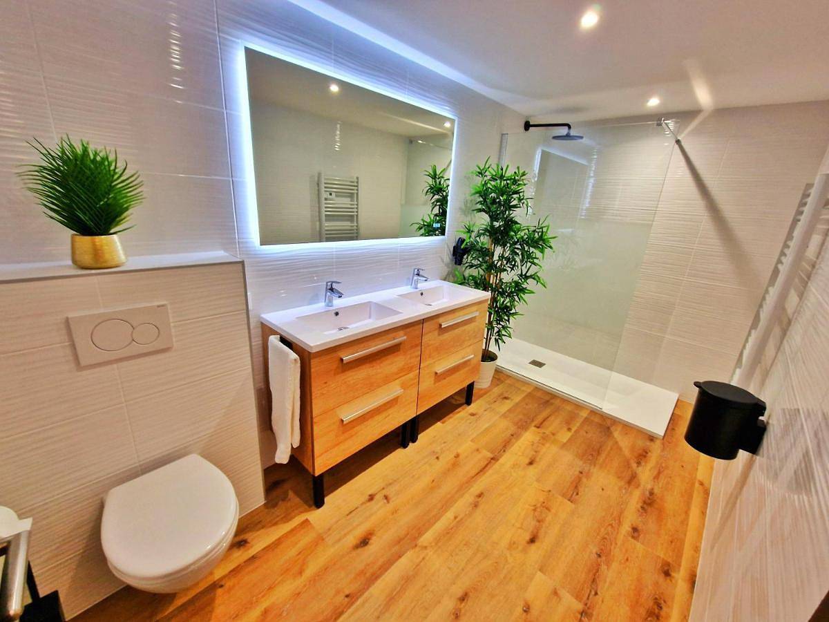 Appartement entier, Loft & Spa-6 Pers-Jacuzzi-Parking-Jardin-Clim-Colmar in Muntzenheim, Région de Colmar