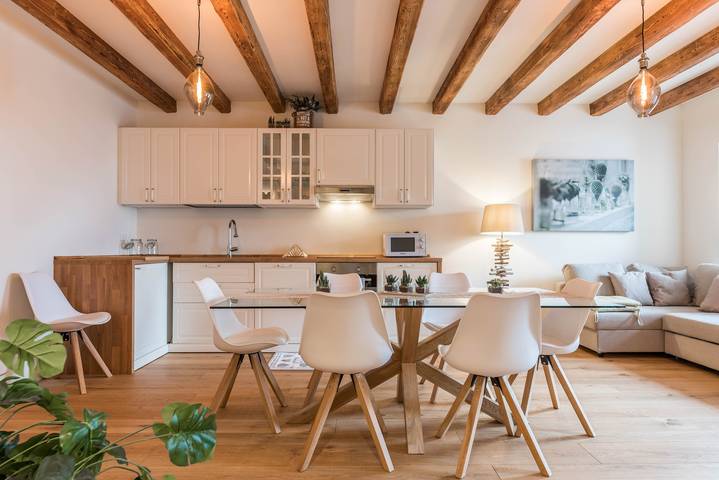 Gîte pour 7 personnes, avec jacuzzi ainsi que jardin et sauna à Levico Terme