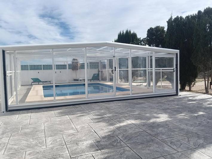 Villa pour 15 personnes, avec Jacuzzi et Terrasse ainsi que Jardin et Piscine à Elche
