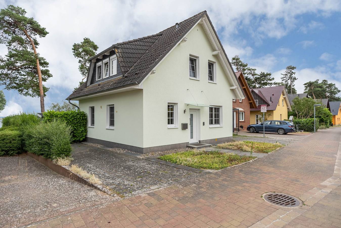 Ganze Wohnung, Apartment 'Haus 7 Eg' mit Seeblick, privater Terrasse und Wlan in Röbel, Müritz