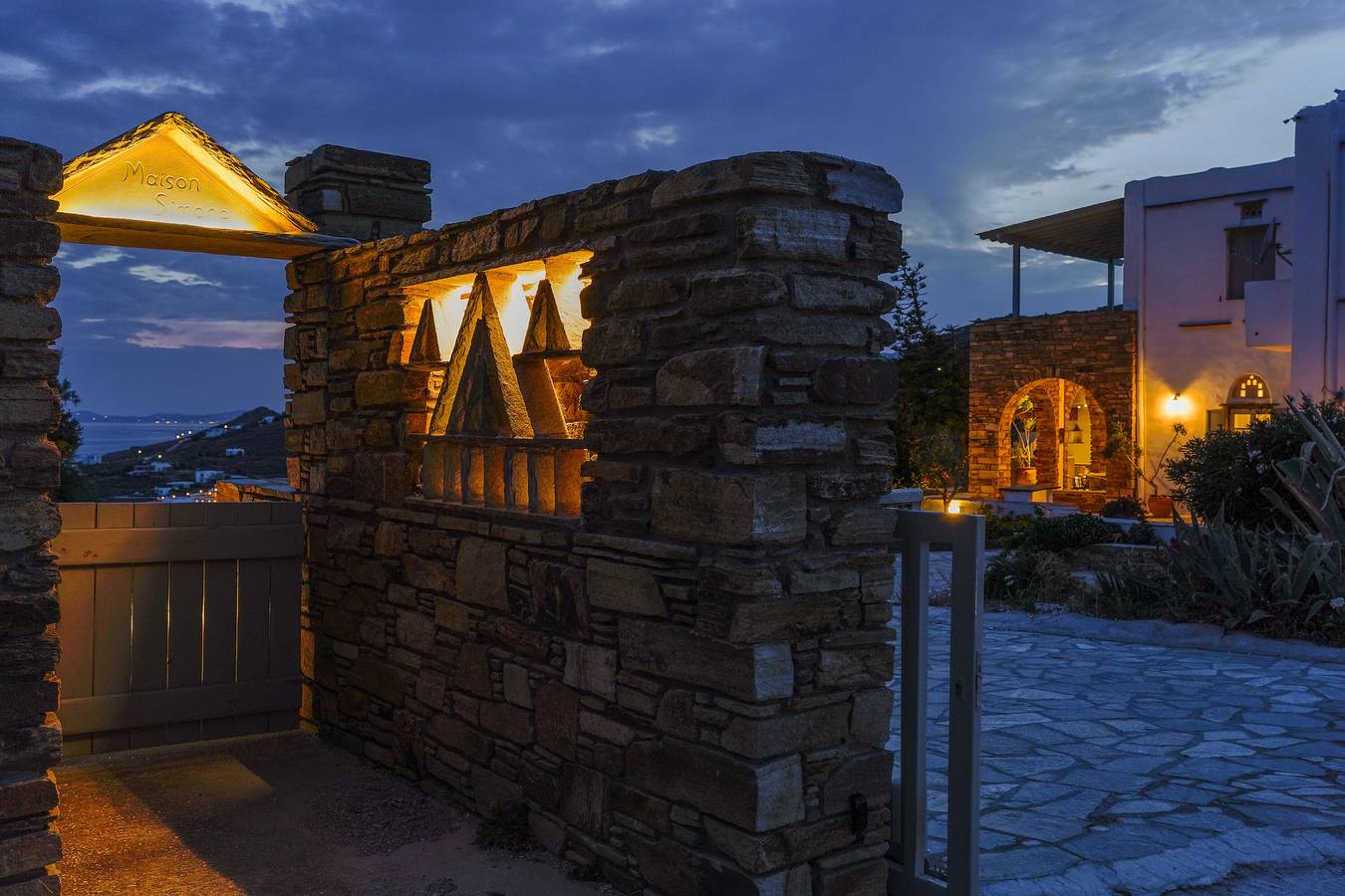Villa 'Simone Tinos Island' with Sea View, Wi-Fi and Air Conditioning in Tinos