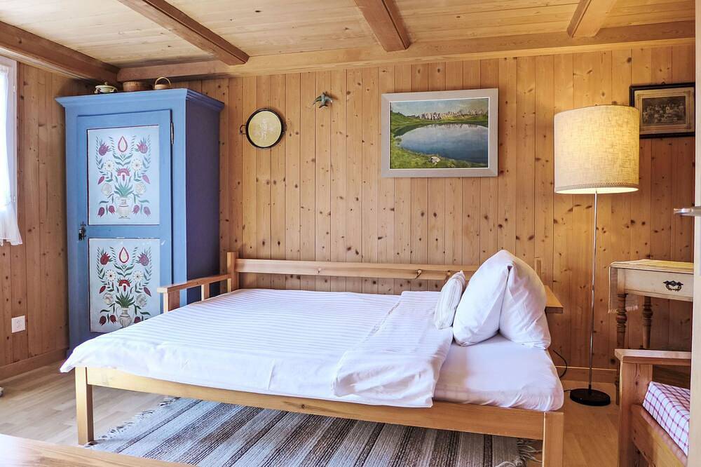 Chalet Esther in Brienz, Berner Oberland