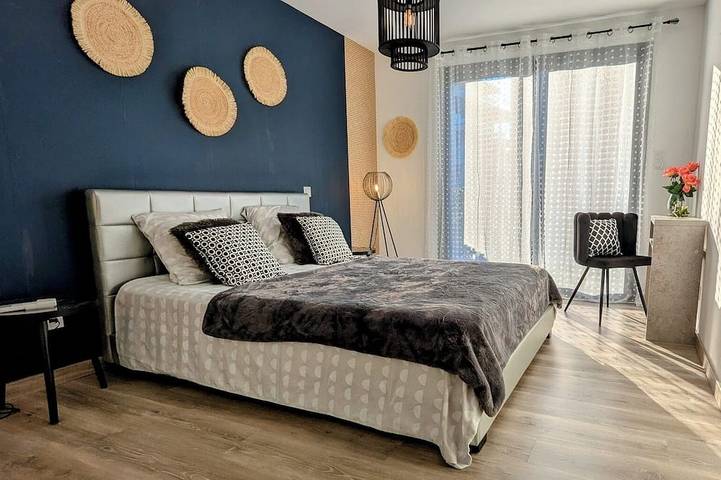 Proche Plage De Pinarello - Villa De Luxe 9 Personnes - Climatisée Avec Piscine in Sainte-Lucie de Porto-Vecchio, Zonza