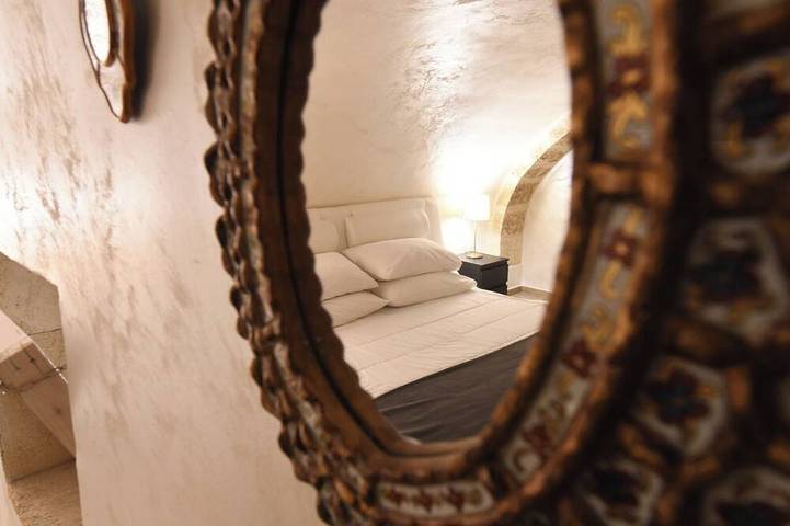Ganze Wohnung, SuiteHouse78 - Elegante zentrale Wohnung mit privatem Garten, nahe Bari Altstadt in Bari, Bari Provinz