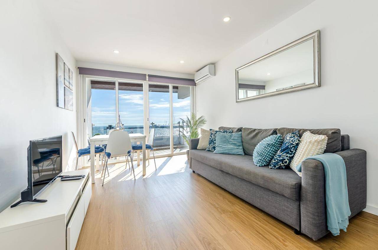 Apartamento inteiro, Casa dos Cotas - Amazing Seaside Apartment with Balcony in Cascais e Estoril, Costa de Lisboa