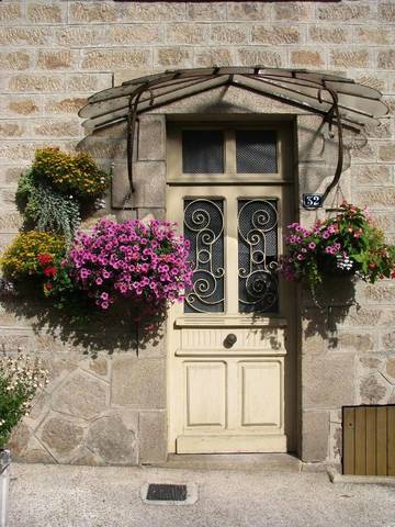 Chambre d’hôte pour 2 personnes, avec vue et jardin à Treignac