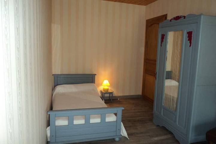 Agriturismo pour 6 personnes, avec jardin dans Allier - 2