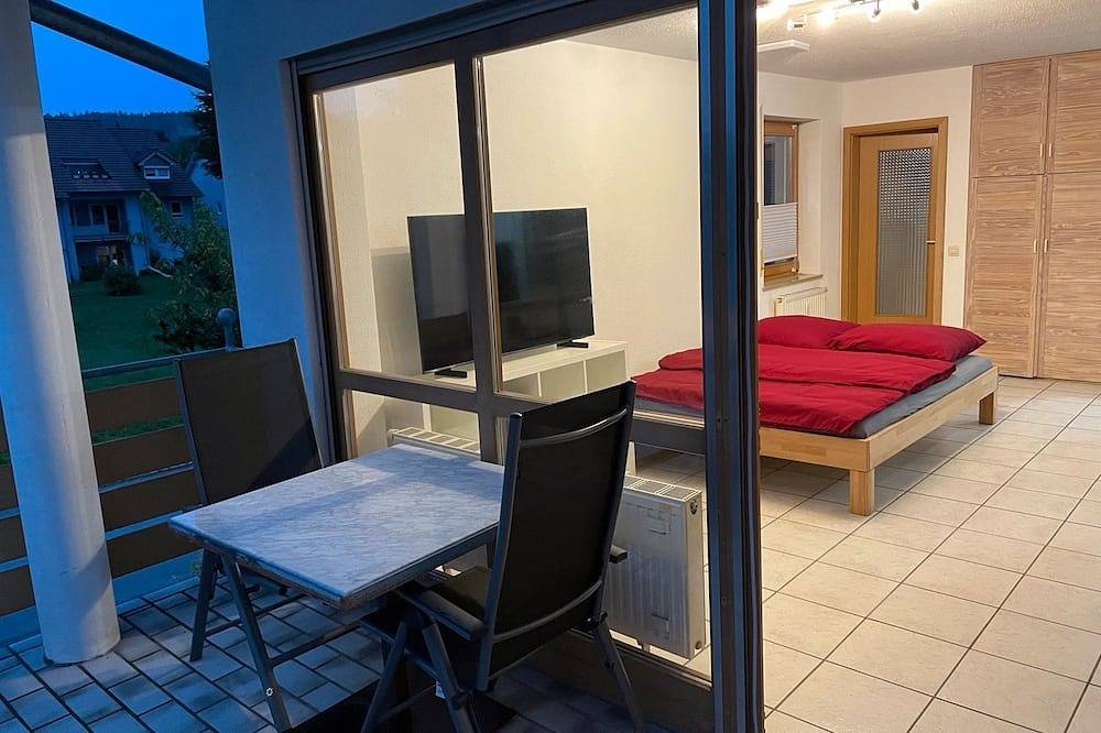 Ganze Wohnung, Ferienwohnung nur 10 min vom Bodensee in ruhiger Lage in Owingen, Region Bodensee-Oberschwaben