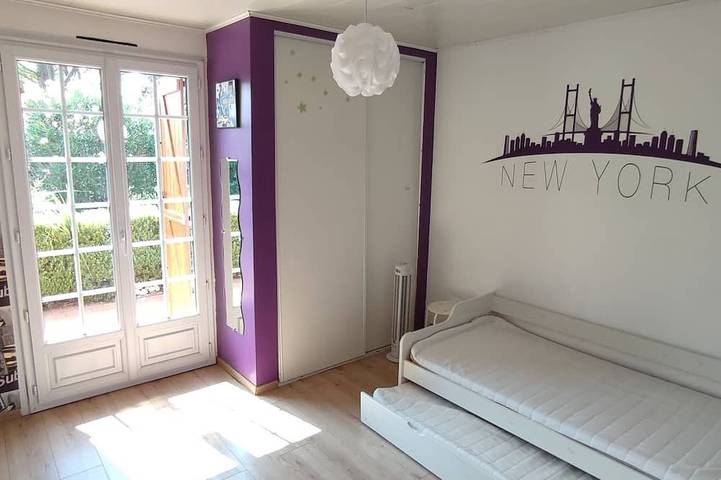Location de vacances pour 6 personnes, avec jardin et terrasse à Montfaucon (France) - 2