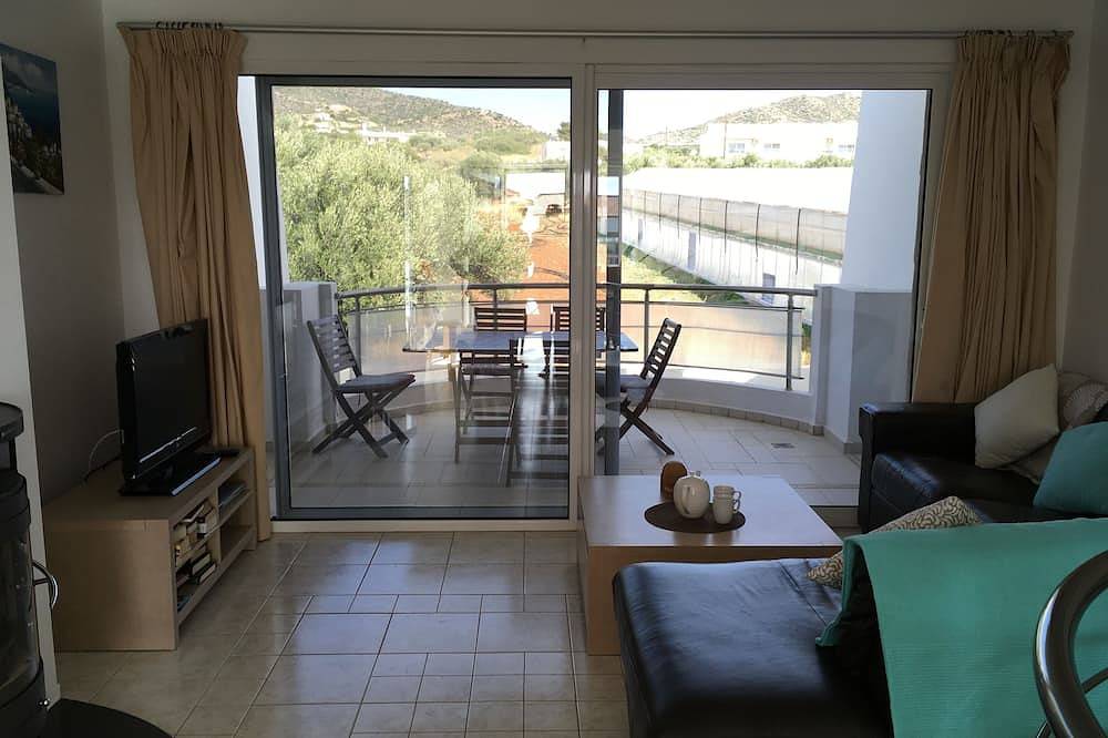 Luxury Villa with Shared Pool and Stunning Sea and Mountain Views in Makry Gialos, South Crete