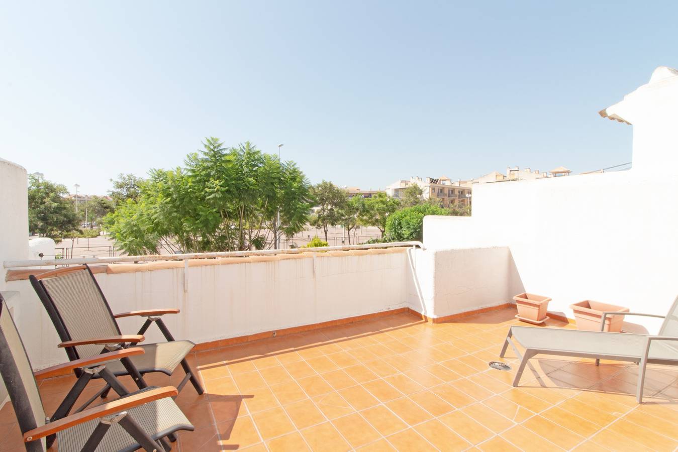 Global Properties: Adosado con piscina en la playa de Canet in Canet de Berenguer, Costa de Valencia