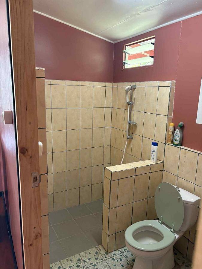 Location de vacances pour 4 personnes, avec vue ainsi que terrasse et jardin dans Fare - 2