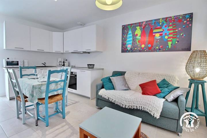 Gîte pour 2 personnes, avec terrasse, animaux acceptés