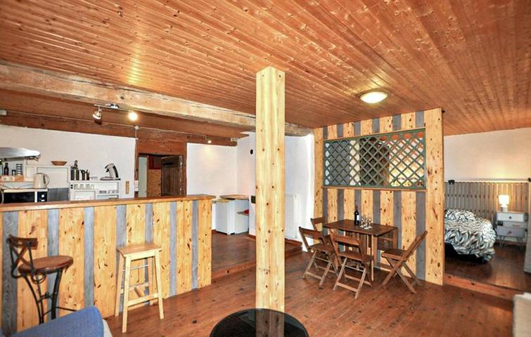 Location de vacances pour 4 personnes, avec jardin à Cazalrenoux - 3