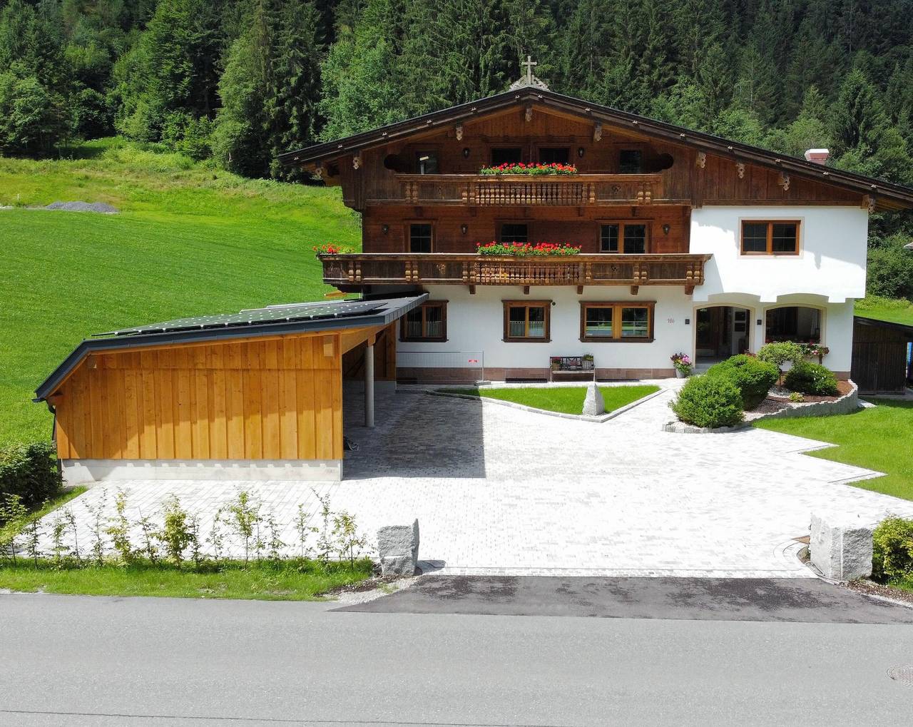 Ganze Wohnung, Apartment 'Bergglück Wildschönau' mit Bergblick, Balkon und Wlan in Wildschönau, Kitzbüheler Alpen