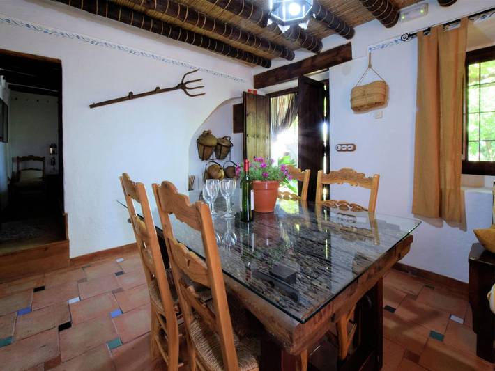 Casa de vacaciones para 6 personas con jardín in Fuentes de Cesna, Algarinejo