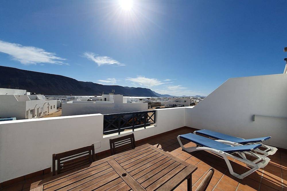 Entire apartment, Apartment Graciosamar 6 - La Graciosa Lanzarote in La Graciosa, Parque Natural Archipiélago Chinijo