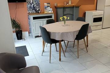 Gîte pour 4 personnes, avec jardin, animaux acceptés à Servon