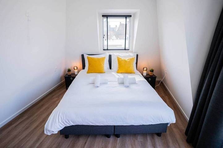 Ganze Wohnung, Fancy 70m² Apartment with Terrace in Tiel, Betuwe