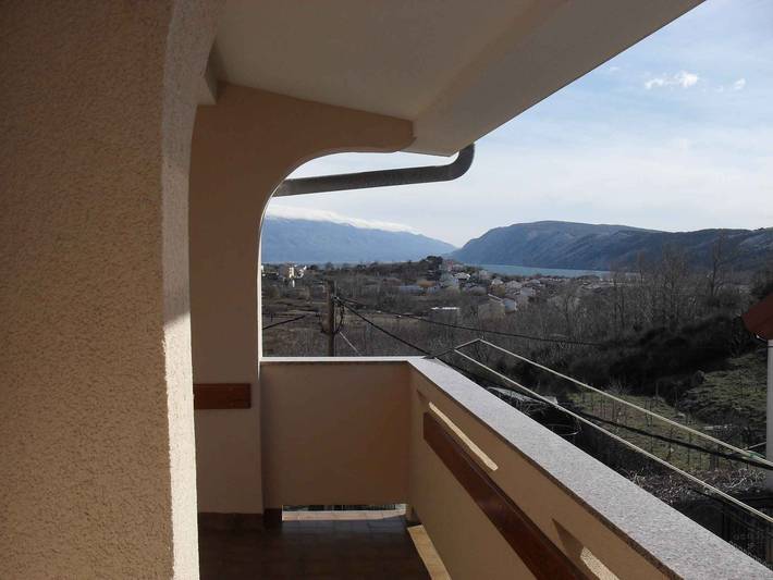 Iznajmljivanje smještaja za odmor za 4 osoba, s vrt u Lopar
