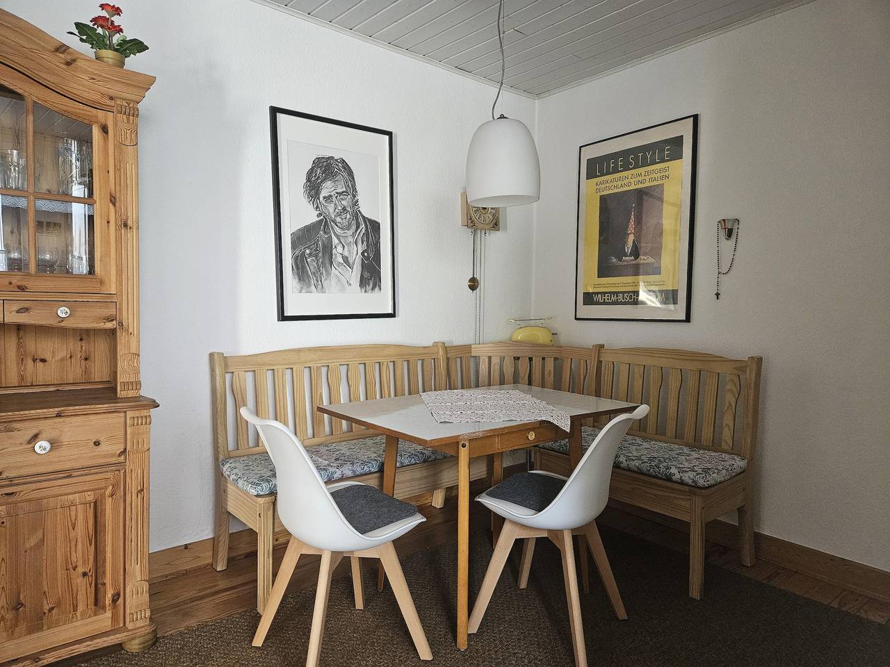 Ganze Ferienwohnung, Gemütliche Ferienwohnung mit Terrasse in Nierstein, Landkreis Mainz-Bingen