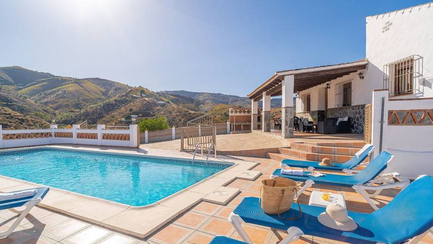 Chalet para 8 personas, con balcón/terraza y piscina en Axarquía - 3