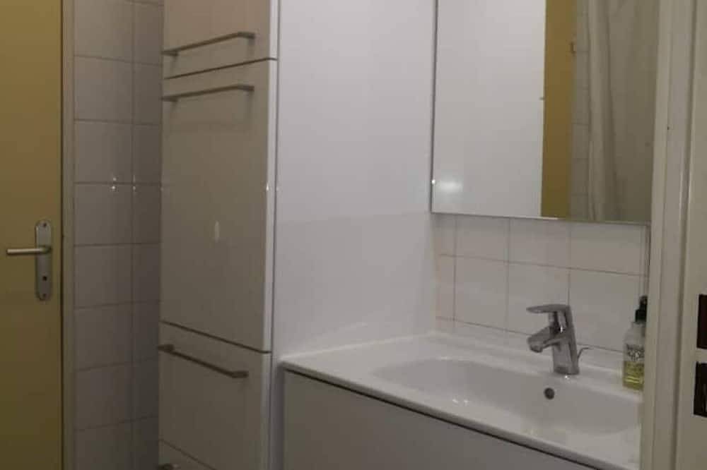 Ganze Wohnung, Garden studio, Grenoble city center in Grenoble, Isère