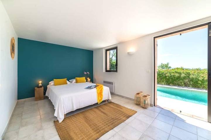 Villa pour 6 personnes, avec balcon et jardin dans Anthéor - 3