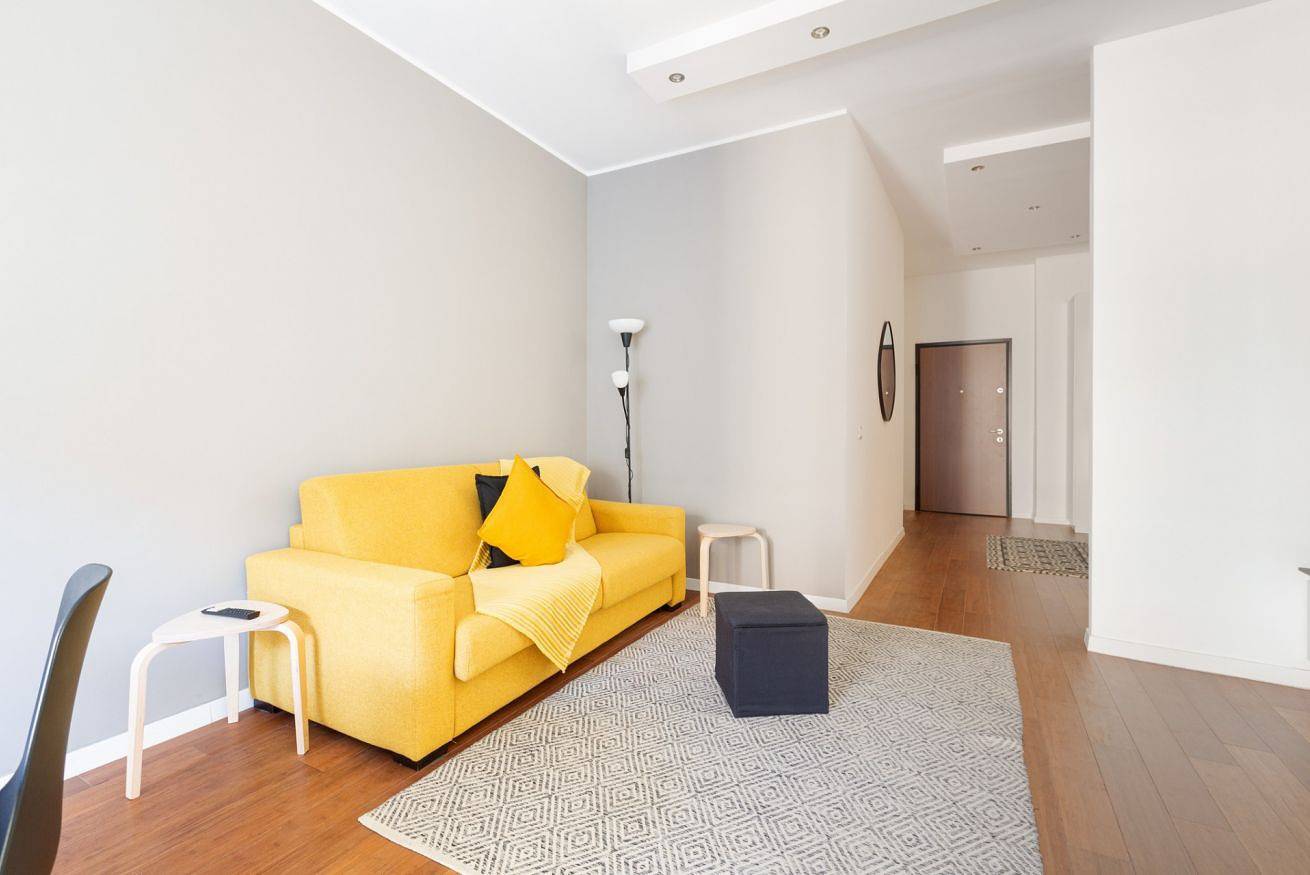 Appartamento intero, M4 Frattini modern Apt with balcony x4 in Giambellino-Lorenteggio, Milano