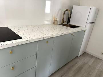 Gîte pour 2 personnes, avec jardin et terrasse à Drancy