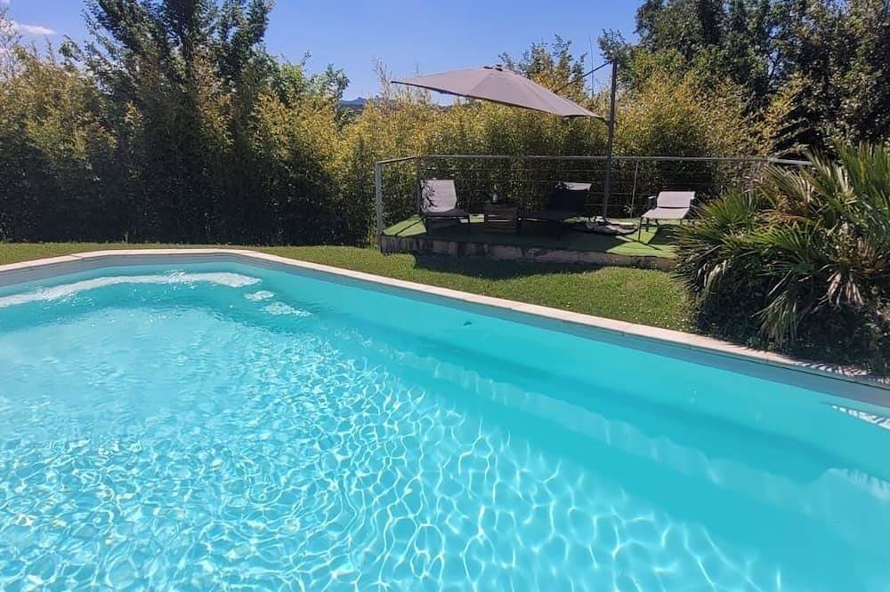 Magnificent bastide in Provence, swimming pool, near Aix, with view, calm,shop 5 min in Bouc-Bel-Air, Mittelmeerküste (Frankreich)