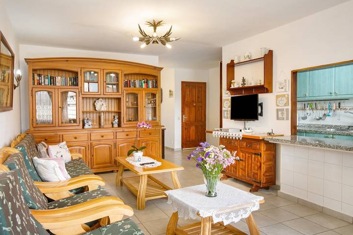 Appartement entier, Appartement 'Casa Alegria 2' près de la plage avec piscine partagée et Wi-Fi in Maspalomas, San Bartolomé de Tirajana