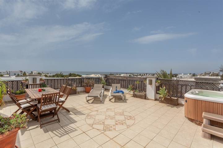 Holiday rental for 6 people, with Hot tub in Costa Teguise