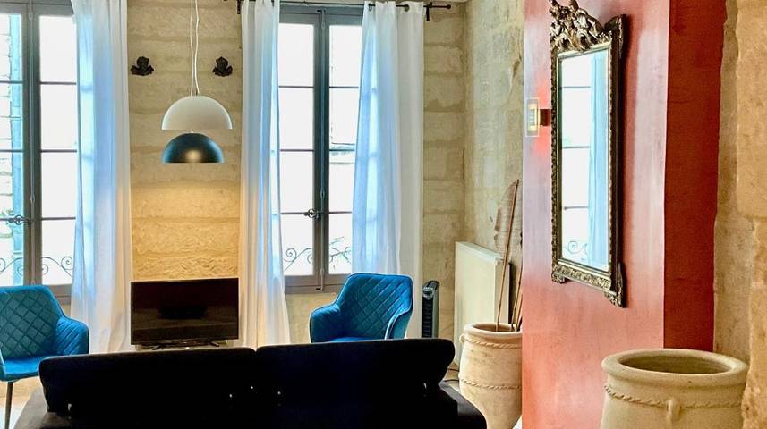 Gîte pour 2 personnes, avec bassin pour enfant dans Place aux Herbes - 4