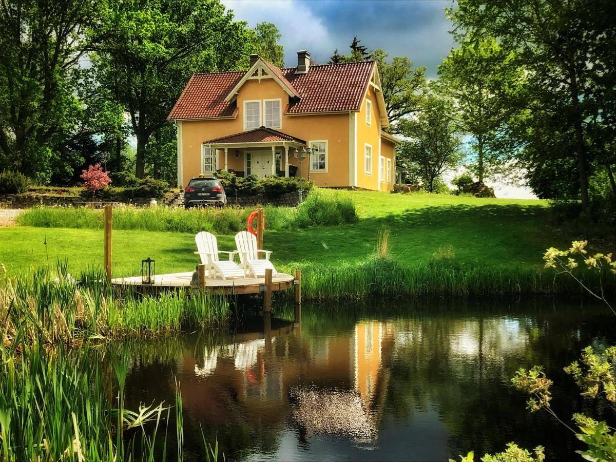 Hidingsta gård B&B in Örebro kommun, Hjälmaren