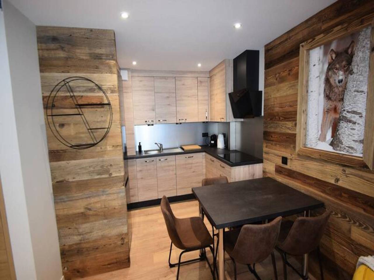 Apartamento entero, 2 habitaciones para 4 personas - Les Arolles - Centro Plagne - Wifi in Plagne Centre, La Plagne-Tarentaise