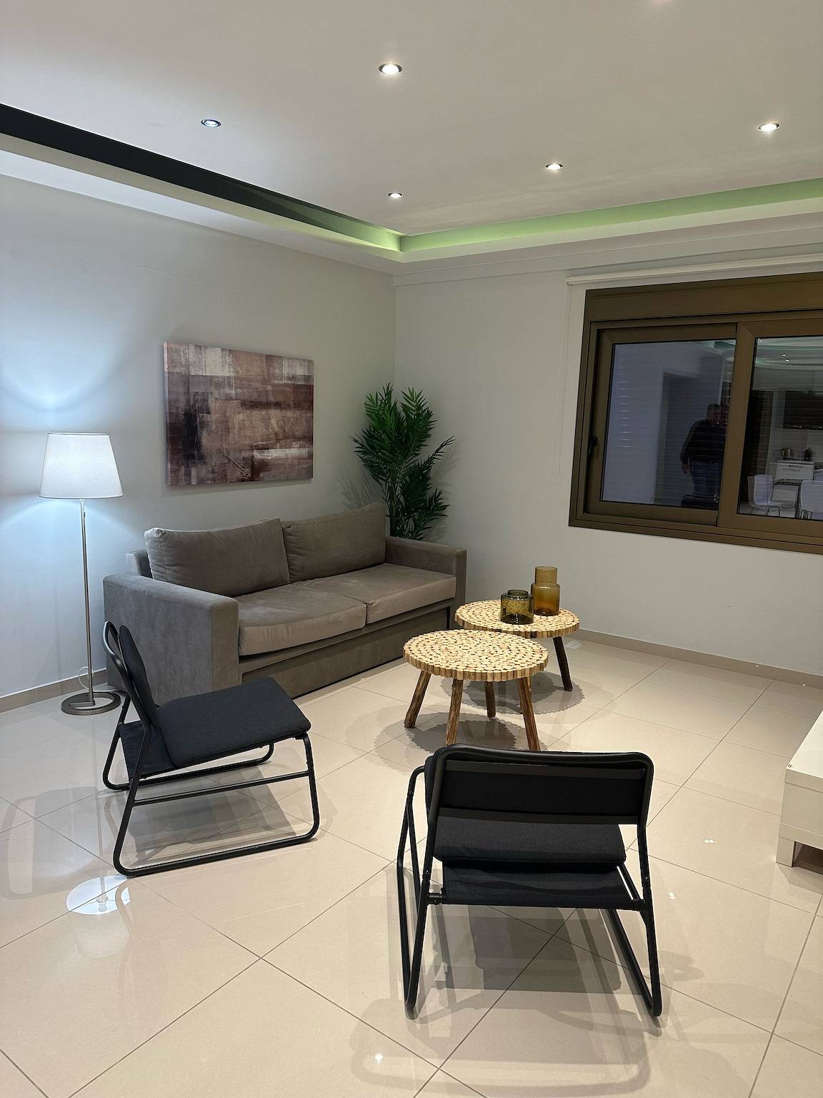 Entire apartment, Amazing 2 bdrm Sea View Holiday Apt in Athens, South section of Athens