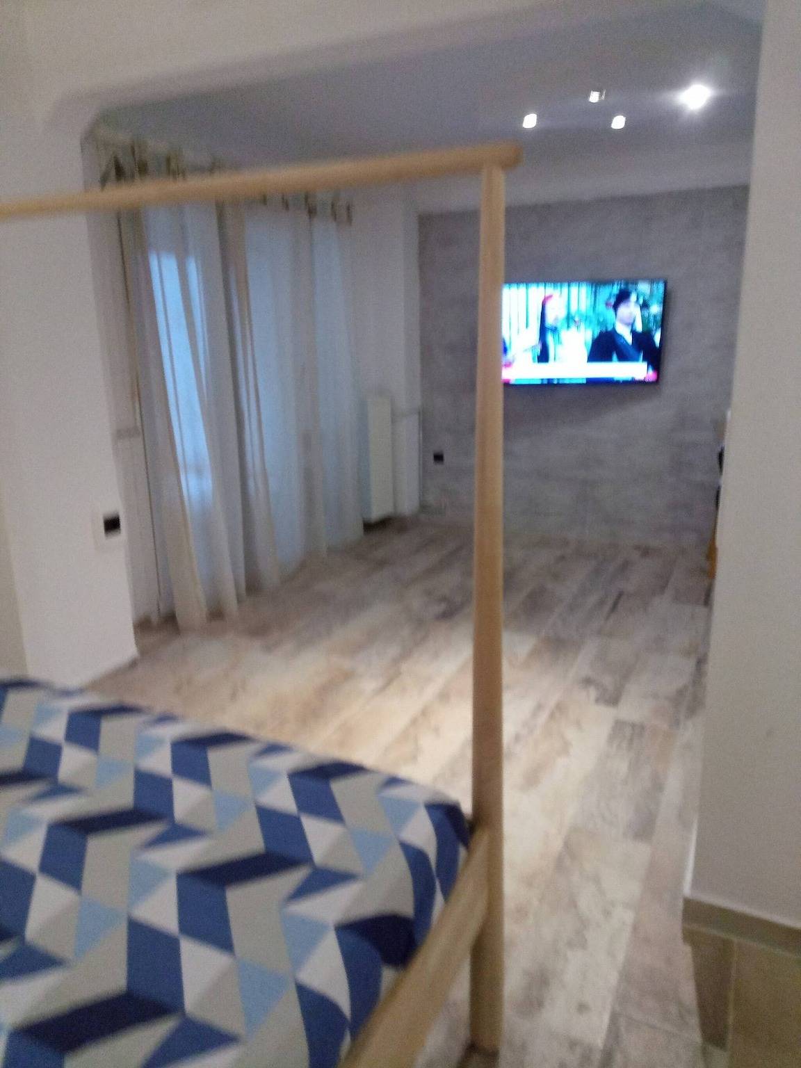 Entire apartment, Center Apartment with Private Yard Yr11 in Thessaloniki region