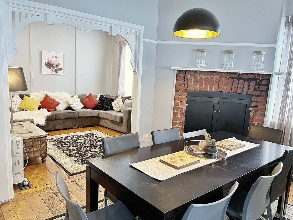 Holiday Home for 8 People in Healesville, Shire of Yarra Ranges