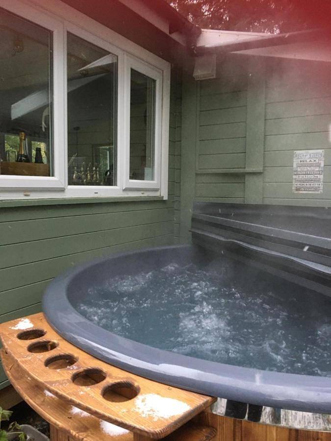 Deluxe Studio in Tilford, Surrey