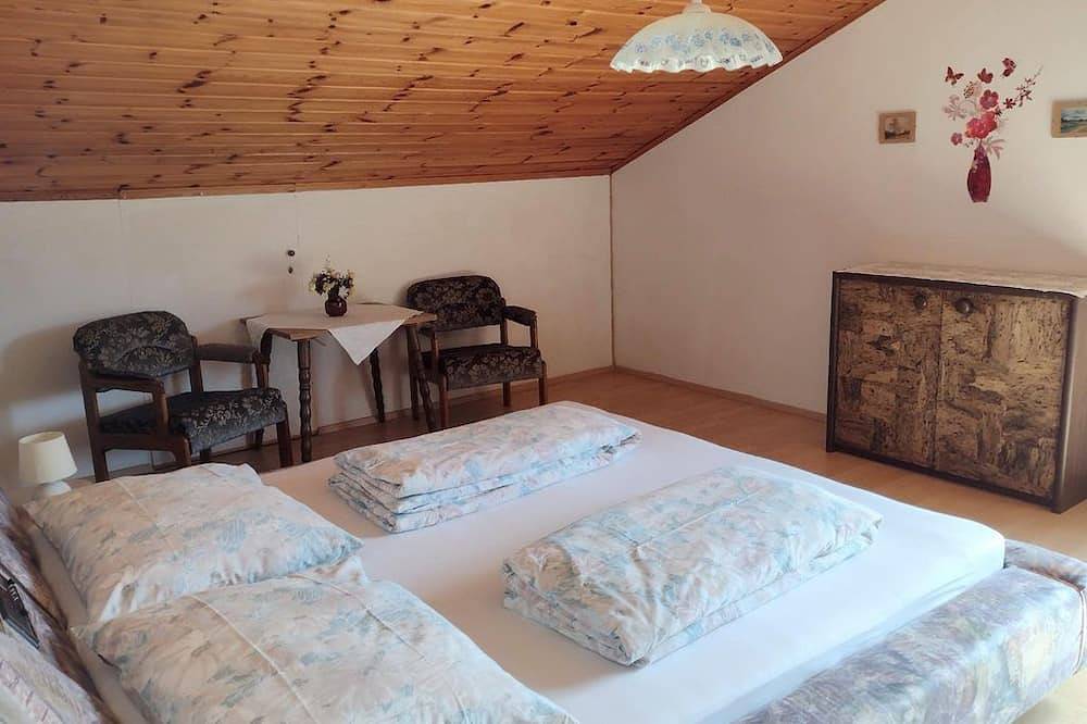 Ganze Wohnung, Appartement Nr. 2 - Haus Freitag in Millstatt, Oberkärnten