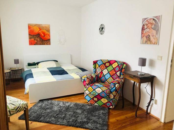 Ferienwohnung für 3 Personen, mit Ausblick und Garten in Bornheim - 4